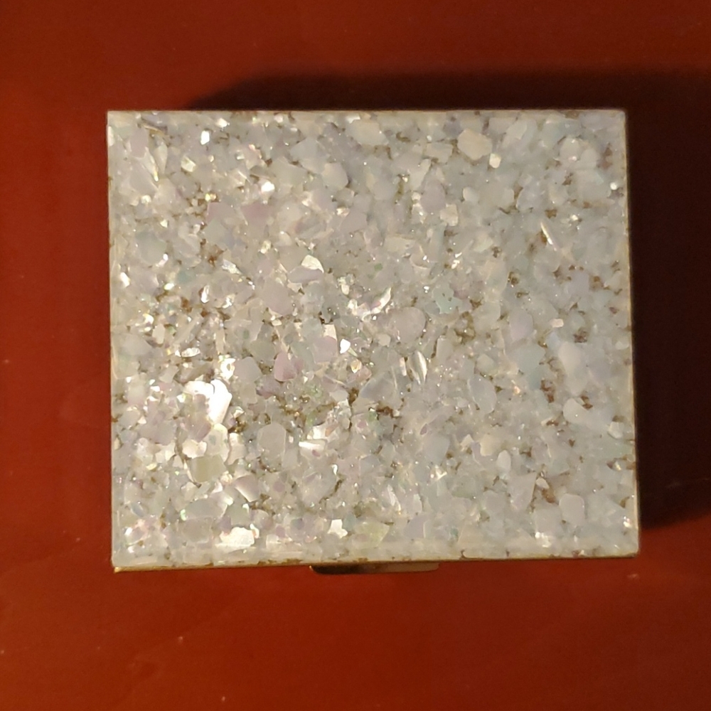 Vintage White Confetti Lucite Cigarette Case w/Box